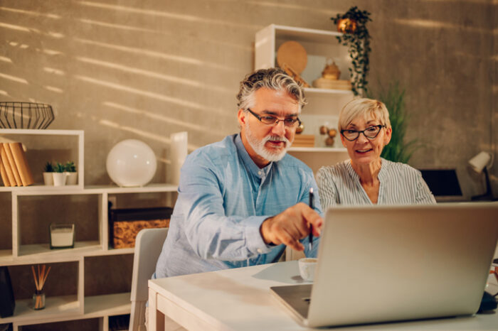 couple deciding how to invest 500k